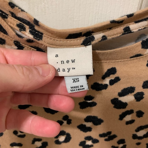 Cheetah top from target - Picture 2 of 2
